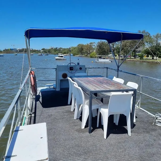 The One & Only Houseboat Hire On Maroochy River Maroochydore
