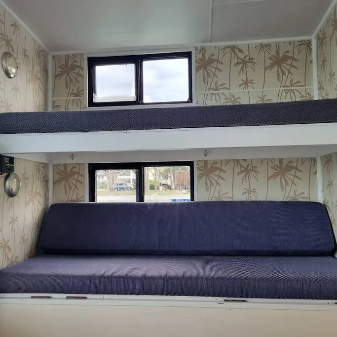 The One & Only Houseboat Hire On Maroochy River Maroochydore Botel
